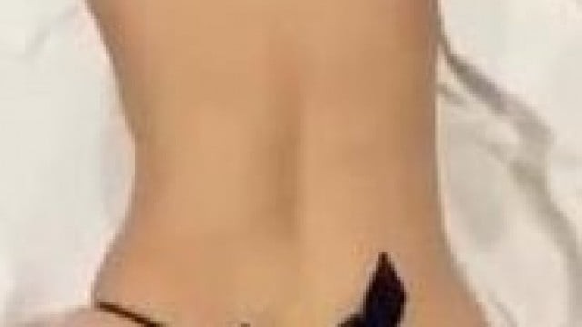 Anh gặp em thế này bồ anh có biết không ?