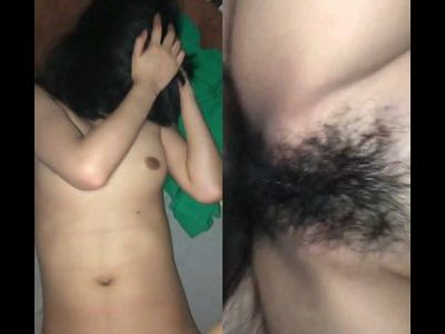 Cô em xinh lồn rộng kẹp cu sướng không che