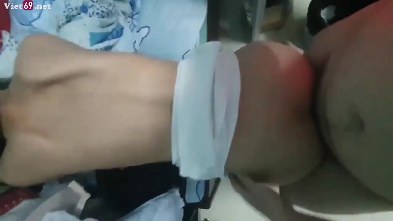 Đụ cô bạn gái dâm đãng sưng cả lồn phê quá trời