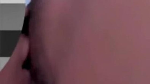 Em kêu thôi nhưng sao nhỏ xíu