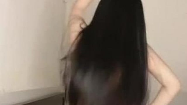 Gái xinh nhảy tiktok